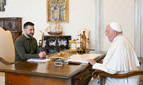 Pope Francis welcomes President Zelensky