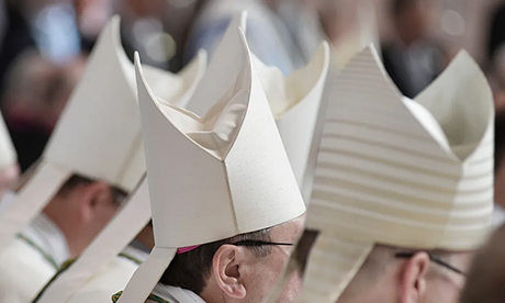 Catholic-bishops-mitre